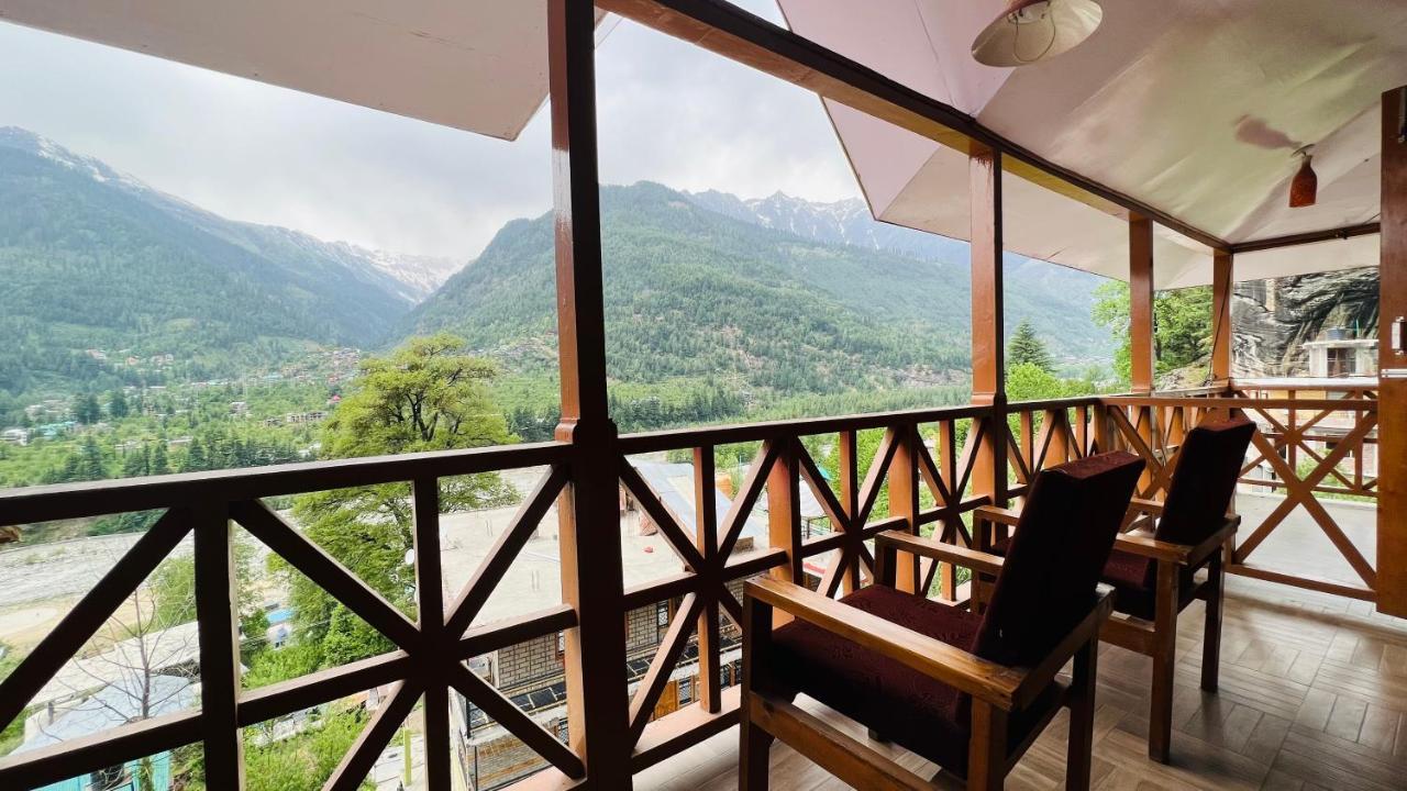 Hotel Hollywood - Top Rated & Most Awarded Property In Manali Zewnętrze zdjęcie