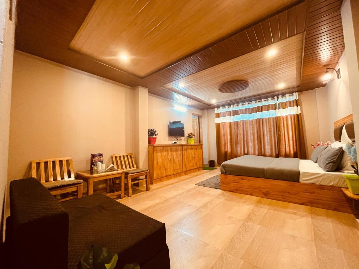 Hotel Hollywood - Top Rated & Most Awarded Property In Manali Zewnętrze zdjęcie